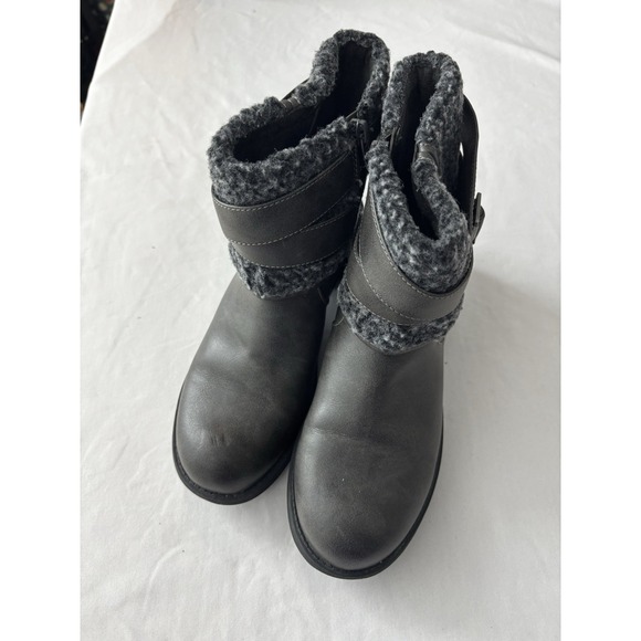 Rocket Dog Ankle  Gray Boots Faux Fur Trim Side Zip Women's Size 8 - Picture 1 of 8
